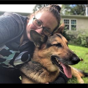 Meet your Posher, Marissa